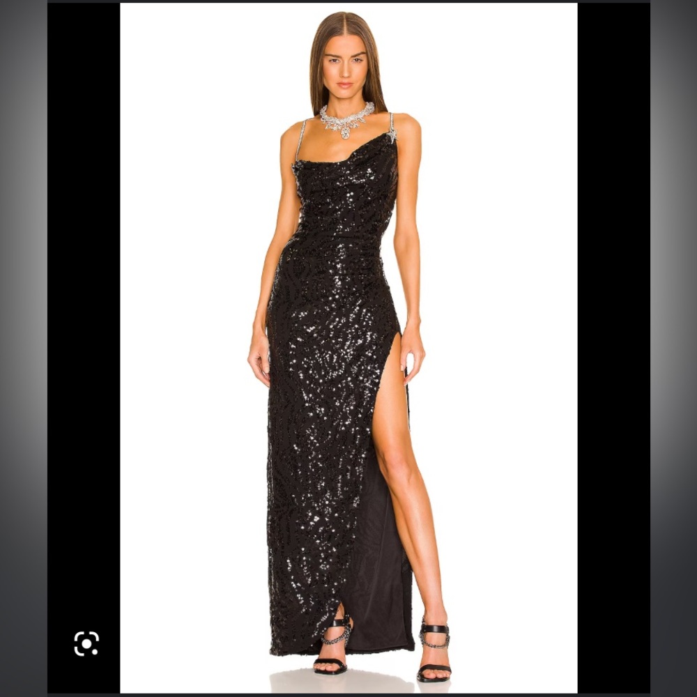 Jean Maxi Dress in Black
DUNDAS x REVOLVE